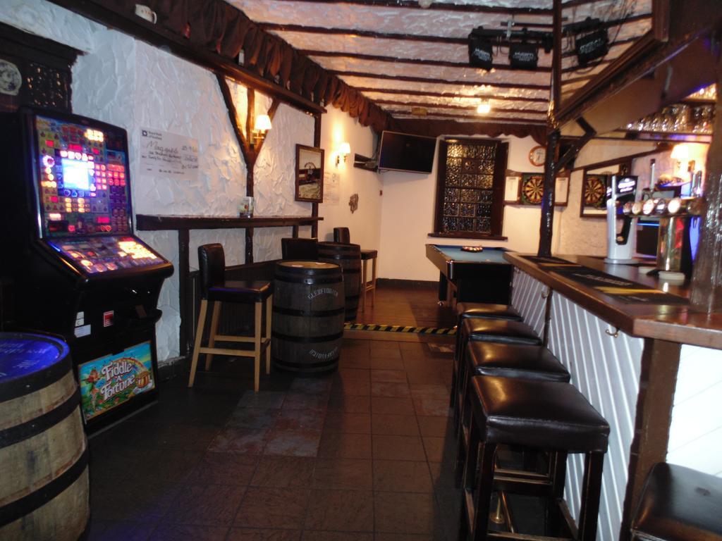 אדינבורו Cedar Inn מראה חיצוני תמונה